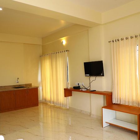 Lali Petals Apartment Madikeri Bagian luar foto