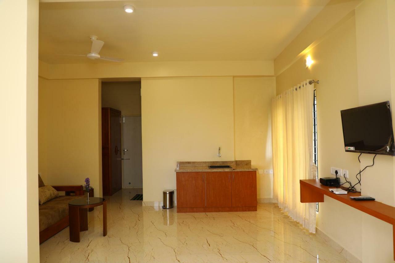 Lali Petals Apartment Madikeri Bagian luar foto