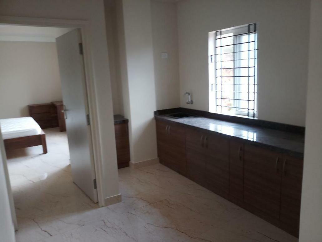 Lali Petals Apartment Madikeri Bagian luar foto
